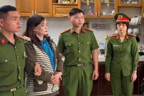 Mạo nhận 'có ô dù' lừa tiền 'chạy' chung cư