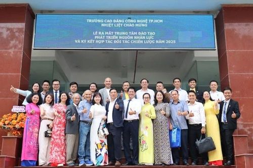 Trường CĐ Công nghệ TP.HCM ra mắt trung tâm Đào tạo phát triển nguồn nhân lực