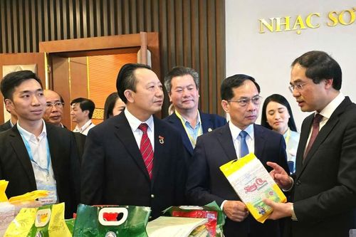 Lào Cai - Trung tâm kết nối giao thương kinh tế