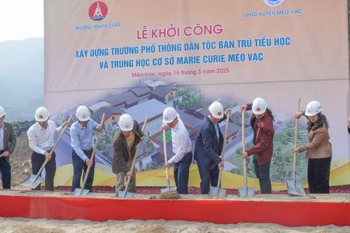 Chi 100 tỉ đồng xây trường học tặng huyện biên giới ở Hà Giang