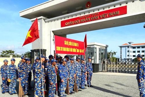 'Ngày thứ 7 tình nguyện' của vùng 5 Hải quân