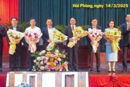 Bản tin 8H: Miễn nhiệm Phó Chủ tịch UBND TP Hải Phòng Lê Khắc Nam