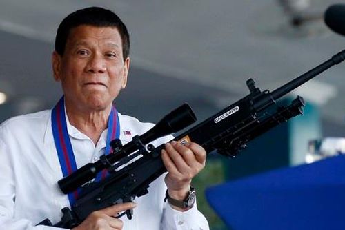 Luật sư nói cựu Tổng thống Philippines Duterte bị 'bắt cóc', quá ốm yếu để làm chứng