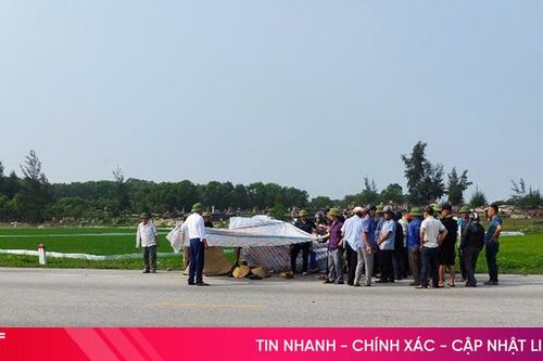 Ôtô va chạm xe đạp trên QL 15B, 1 người tử vong