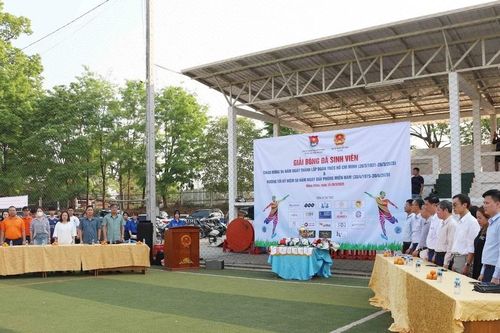 Khai mạc giải bóng đá sinh viên Việt Nam tại Lào