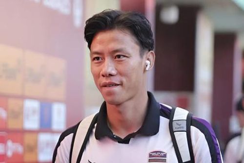 HLV Kim Sang Sik đã đúng với Quế Ngọc Hải