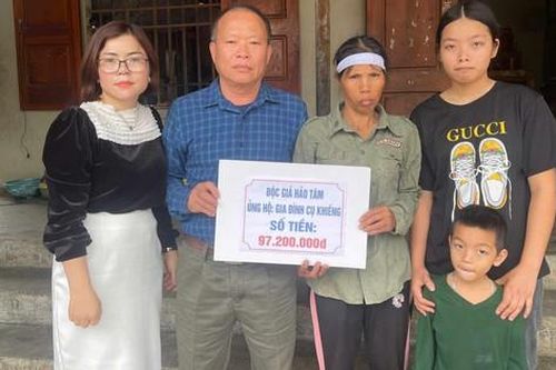 Gần 100 triệu đồng đến với cụ bà nằm liệt giường cầu xin cộng đồng cưu mang 3 cháu nội mồ côi