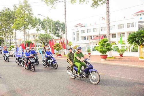 Lễ ra quân cao điểm thực hiện xây dựng 'Đô thị văn minh' cấp tỉnh năm 2025