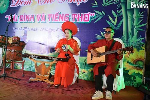 Đêm thơ nhạc với chủ đề 'Mái đình và tiếng thơ'