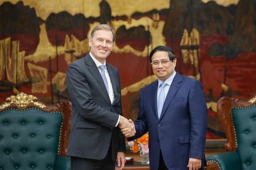 Thủ tướng đề nghị Airbus đầu tư phát triển kinh tế hàng không, vũ trụ tại Việt Nam