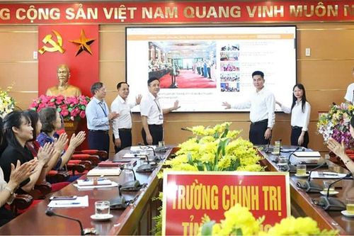 Trường Chính trị tỉnh tích cực đẩy mạnh công tác chuyển đổi số