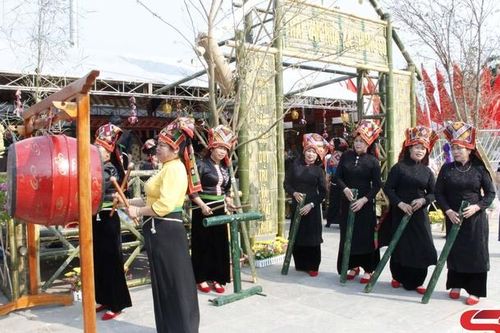 Thi trại văn hóa tại Lễ hội Hoa ban