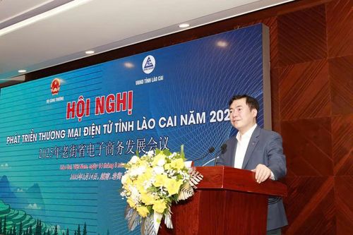 Hợp tác, phát triển Lào Cai thành trung tâm thương mại điện tử biên giới trọng điểm