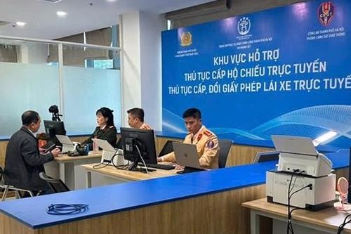 Trung tâm Phục vụ hành chính công Hà Nội: Tiết kiệm thời gian đi lại, giảm chi phí cho người dân