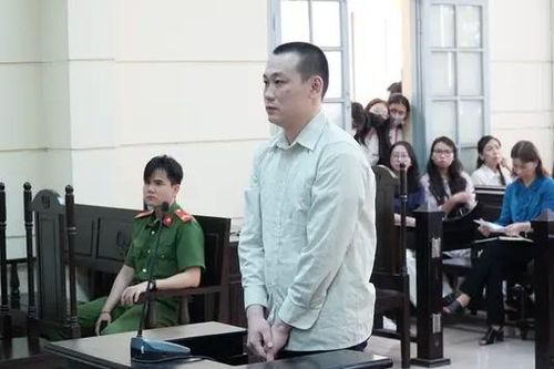 Tài xế hành hung người trước cổng bệnh viện lĩnh án