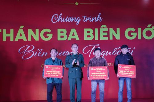 Nhiều hoạt động tại Chương trình 'Tháng ba Biên giới'