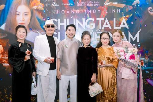 Vợ chồng NSND Công Lý, nghệ sĩ Vân Dung mừng Hoàng Thùy Linh ra mắt 'Chúng ta là người Việt Nam'