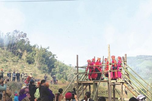 Độc đáo nghi lễ Lẩu Then của người Tày ở Bình Liêu