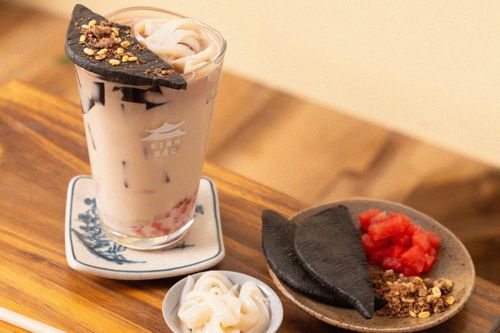 Tranh cãi trà sữa phở gan cháy ở Bắc Ninh
