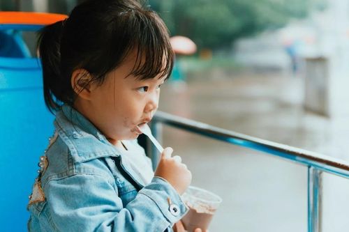Dấu hiệu trẻ đã nhiễm giun sán