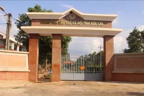 Nhiều cụ già nghi bị ngộ độc tại Trung tâm Bảo trợ xã hội