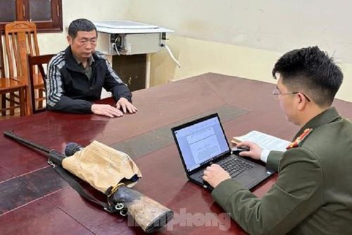 Liên tiếp phát hiện người dân sử dụng súng quân dụng đi săn thú