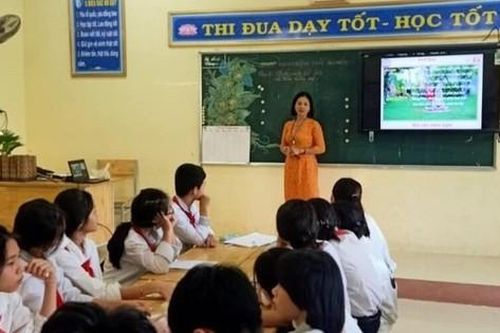 Giáo viên bị truy thu 4,6 tỷ đồng; Nam sinh lớp 7 bị đánh vì ghen tuông