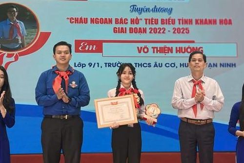 Tuyên dương 150 cháu ngoan Bác Hồ ở Khánh Hòa