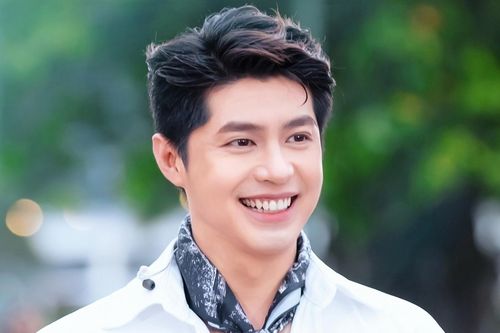 Ca sĩ Noo Phước Thịnh đẹp trai rạng ngời, hát hay và bật mí về đêm nhạc đặc biệt