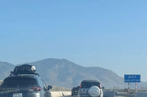 Từ 30 tháng 4, đi 450km cao tốc TPHCM Phú Yên còn mất 5 giờ