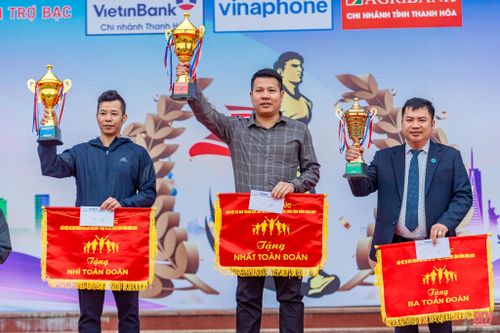 Vinh danh cá nhân, tập thể xuất sắc tại Giải việt dã Báo Thanh Hóa 2025