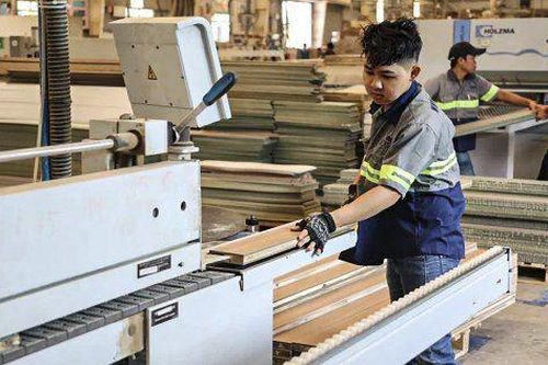 Doanh nghiệp gỗ 'nín thở' trước biến số thuế quan