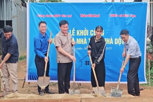 Báo Gia Lai khởi công xây dựng nhà tình nghĩa cho hộ nghèo thôn Ia Mua