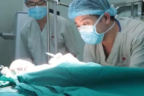 Phẫu thuật ít xâm lấn cho bệnh nhi mắc tim bẩm sinh