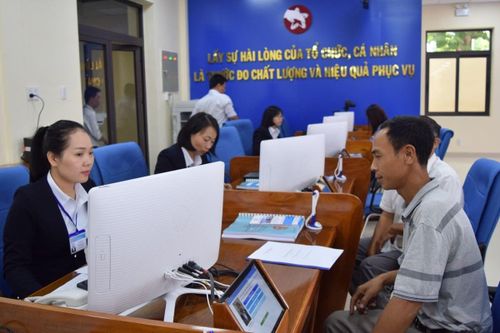 Bộ Nội vụ đề xuất cấp bù chế độ cho cán bộ khi tinh gọn bộ máy