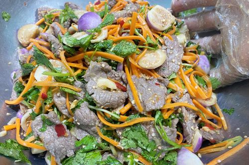 Cách làm gỏi bò cà pháo thơm ngon, lạ miệng