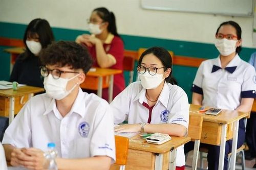 Kỳ thi tuyển sinh vào lớp 10: Teen 2K10 tự tin vượt vũ môn với bí kíp ôn tập Toán