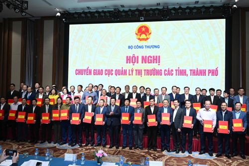 Chuyển giao Cục Quản lý thị trường các tỉnh, thành phố về địa phương