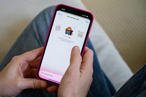 Giám đốc Apple thừa nhận Siri quá tệ