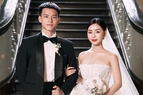 Tuyển thủ U22 Việt Nam lên chức bố