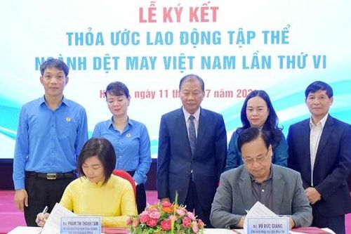 Thực hiện hiệu quả việc thương lượng về tiền lương, tiền thưởng cho người lao động