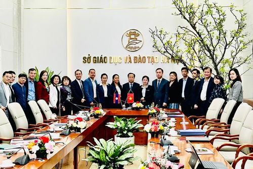 Hà Nội khai giảng khóa đào tạo giáo viên dạy nghề của Thủ đô Viêng Chăn