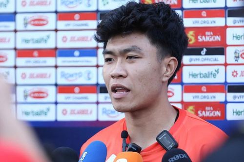 Tin nóng bóng đá sáng 17/3: Trung vệ của HAGL được báo Đông Nam Á đặt biệt danh sau khi lên ĐT Việt Nam