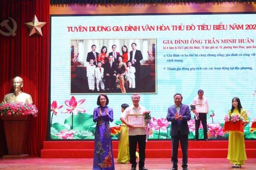 Hà Nội triển khai nhiều hoạt động xây dựng văn hóa gia đình