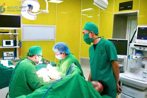 Tự ý tiêm thuốc, coi chừng biến chứng nghiêm trọng