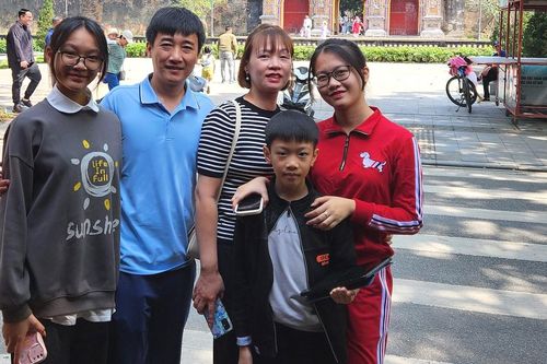Làm việc ở Hà Nội, nam giảng viên vẫn chọn về quê sống, mỗi ngày đi hơn 100km