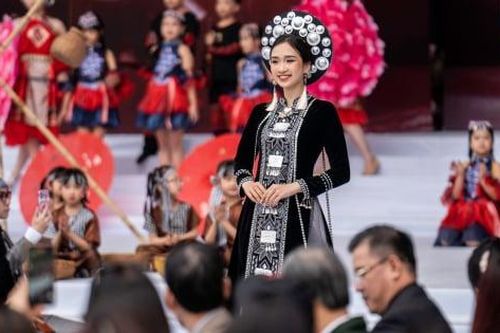999 nam vương, Hoa hậu hội tụ trong Tuần lễ Thời trang Sinh viên Toàn cầu