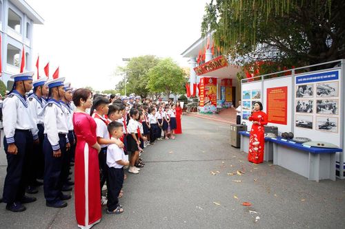 Triển lãm 'Hoàng Sa, Trường Sa - Tổ quốc nơi đầu sóng'