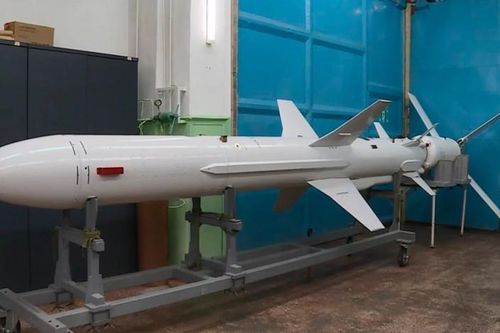 Ông Zelensky tuyên bố đã tăng tầm tên lửa Neptune lên 1.000 km, có thể đánh thẳng vào Moscow