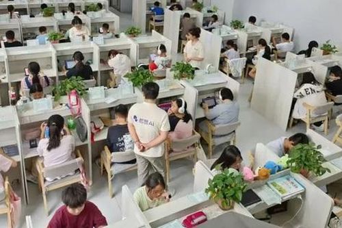 Lớp học AI 'nở rộ' ở Trung Quốc